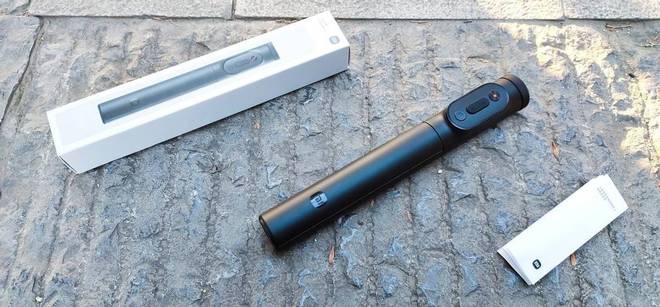 自拍杆三脚架一键变焦记录美好瞬间！龙8游戏网址小米变焦支架自拍杆2(图7)
