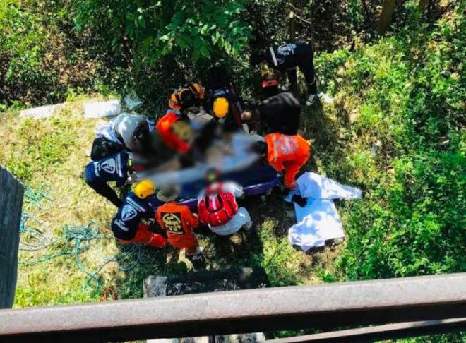 坠落身亡“只为拍一张精彩的照片”！long8唯一中国网站新西兰游客(图10)